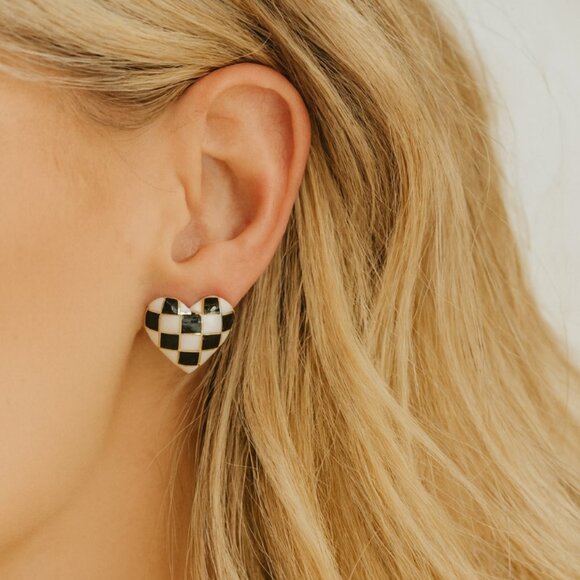 Checkered Heart Shaped Earrings - Picture 1 of 2